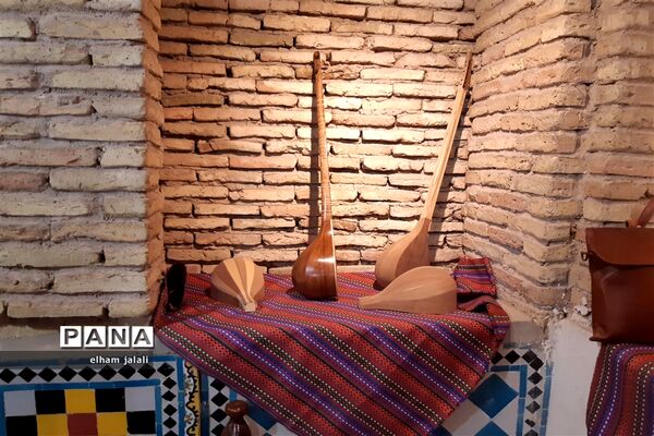 برپایی بازارچه صنایع دستی در سرای فاتح نی ریز