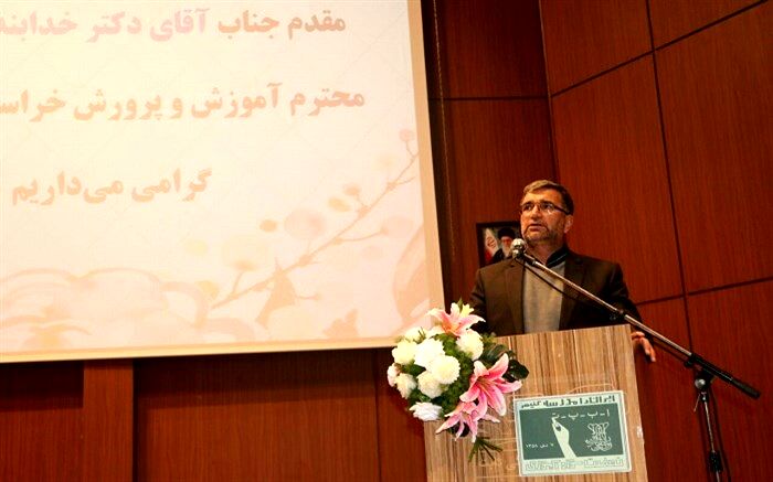لزوم استفاده از فن آوری ها و روش های نوین تدریس در جهت ارتقاء کیفیت آموزشی سوادآموزان