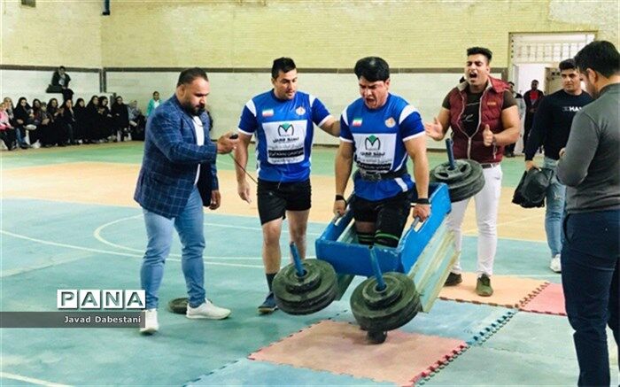 مسابقات قویترین مردان خاتم در مروست برگزار شد