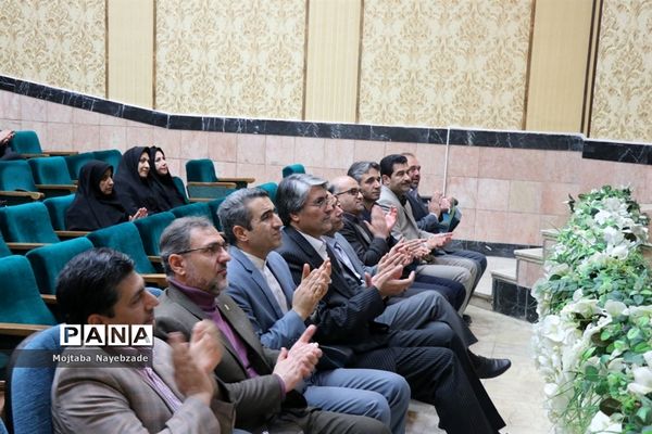 رونمایی از پوستر سی و هشتمین جشنواره مسابقات فرهنگی و هنری دانش‌آموزان خراسان رضوی