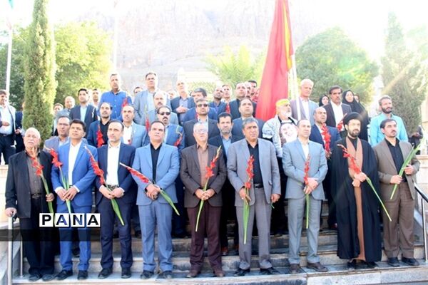 غبار روبی قبور شهدا
