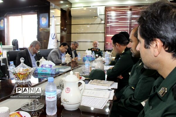 جلسه ستاد هماهنگی و پشتیبانی بسیج دانش‌آموزی استان بوشهر