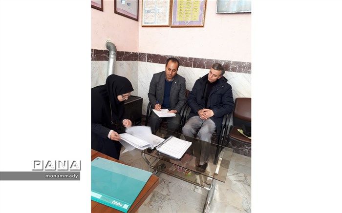 بازدید نماینده سازمان صنعت ومعدن  اردبیل از سرویس حمل ونقل مدارس