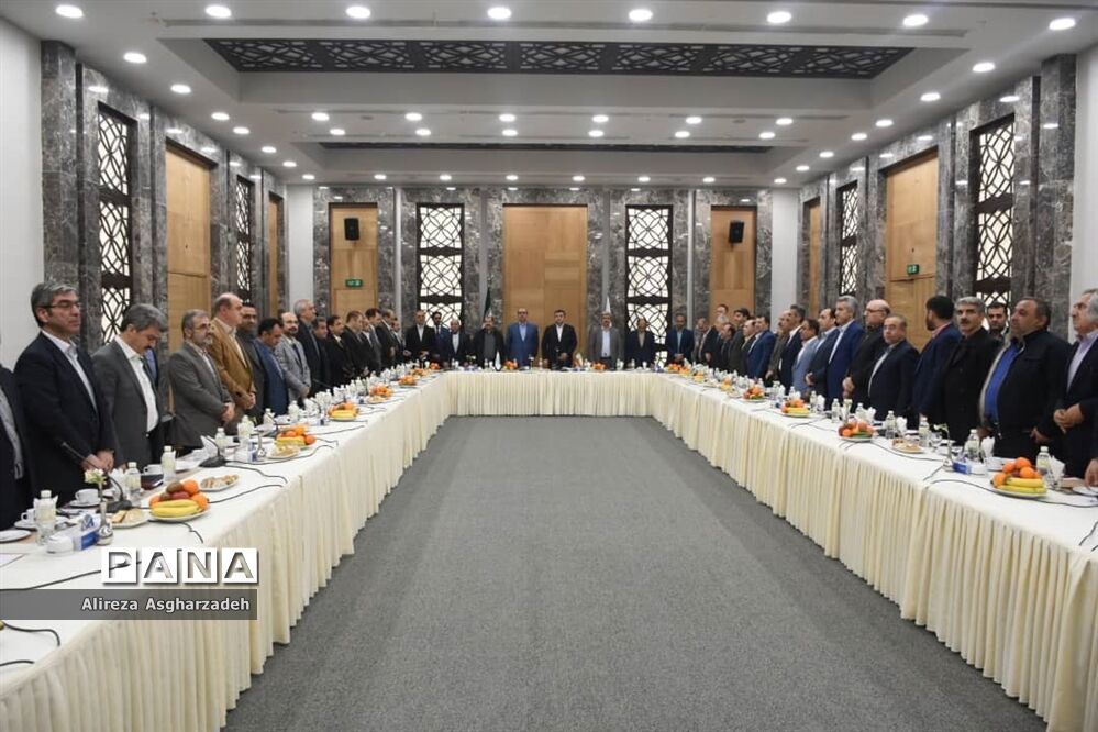 نشست هلدینگ ثروت‌آفرینی مازندران