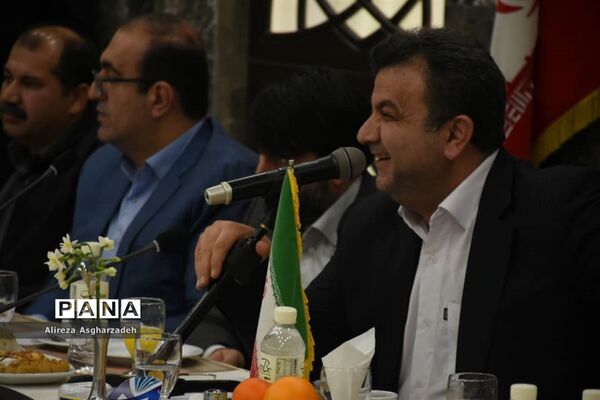 نشست هلدینگ ثروت‌آفرینی مازندران