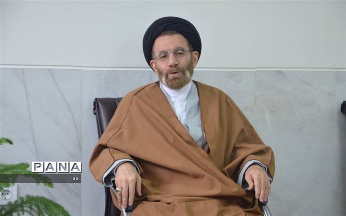 مبارزه با اشرافی گری اقدام همگانی است