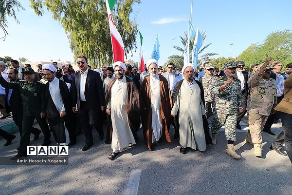 راهپیمایی حماسه 9 دی در جزیره کیش