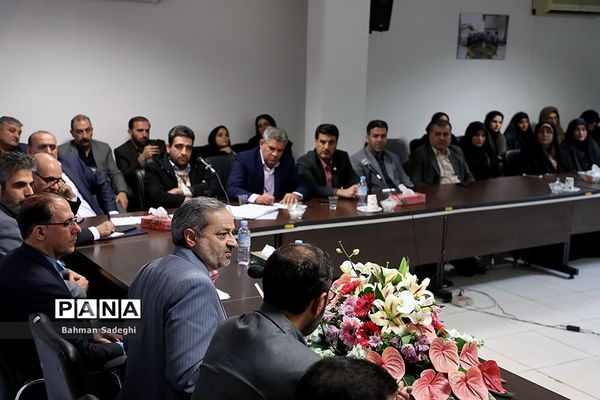 مراسم تکریم و تودیع قائم‌ مقام سازمان دانش‌آموزی