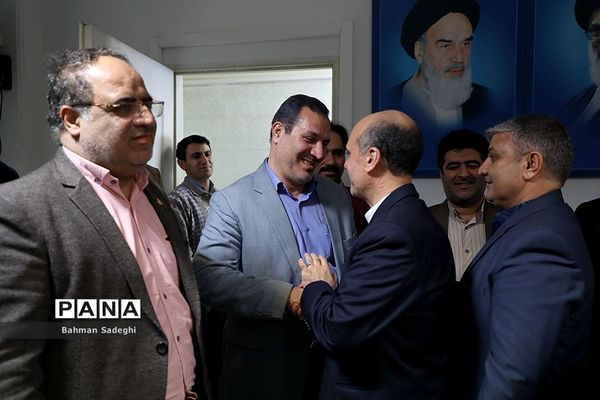 مراسم تکریم و تودیع قائم‌ مقام سازمان دانش‌آموزی