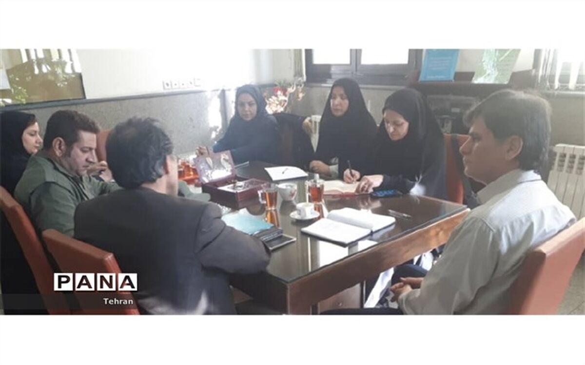 جلسه هم اندیشی شورای سلامت با موضوع طرح زیست محیطی