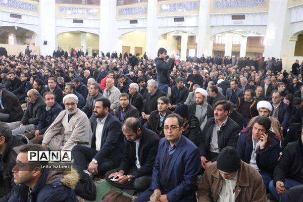 تجمع بزرگ مردم تبریز به مناسبت گرامیداشت حماسه ۹ دی