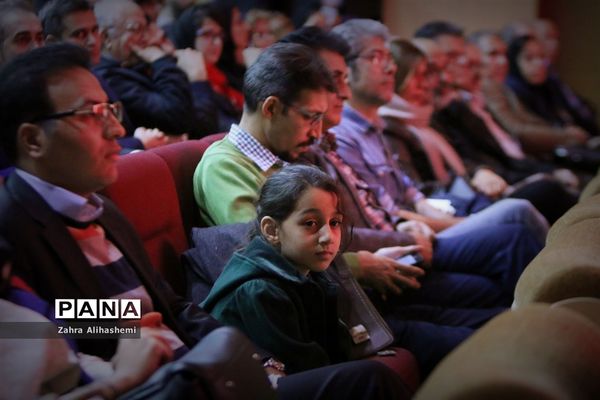 آیین تقدیر از پیشکسوتان و فعالان صنعت اسباب بازی