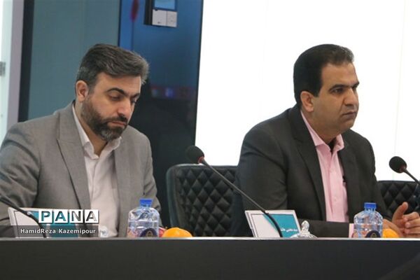نشست هیات مدیره مجمع خیرین مدرسه ساز شهرستانهای استان تهران به میزبانی بنیاد خیریه شهیدان تقی زاده