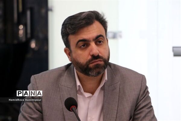 نشست هیات مدیره مجمع خیرین مدرسه ساز شهرستانهای استان تهران به میزبانی بنیاد خیریه شهیدان تقی زاده