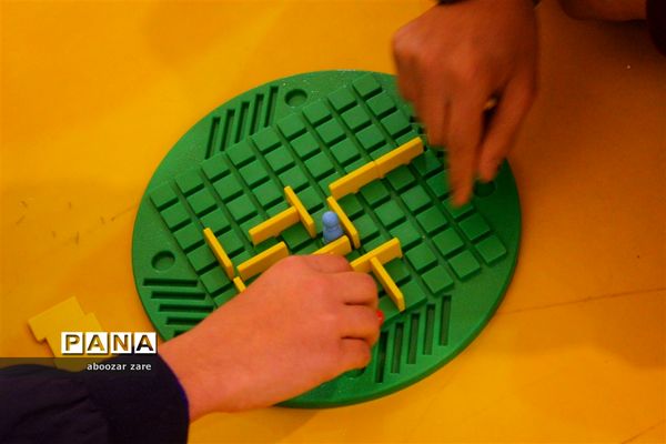 برگزاری مسابقات بازی‌های فکری-سرگرمی رویش در شیراز