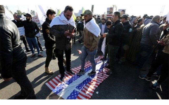 حشد شعبی از معترضان خواست اطراف سفارت آمریکا در بغداد را ترک کنند