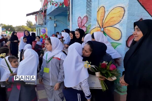 تقدیر از پرستاران به مناسبت ولادت حضرت زینب(س) و روز پرستار در آبادان