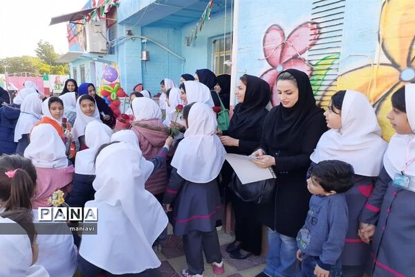 تقدیر از پرستاران به مناسبت ولادت حضرت زینب(س) و روز پرستار در آبادان