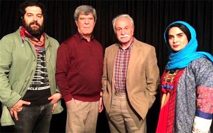 بر صحنه تماشاخانه‌های پایتخت؛ از «آقای اشمیت کیه؟» تا «پونز»