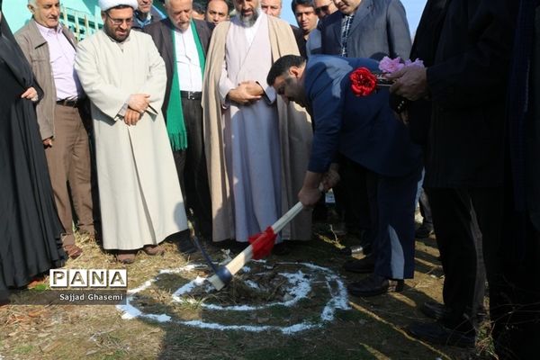 آیین کلنگ زنی احداث بنای جدید امام زاده چهارکوه شهرستان کردکوی