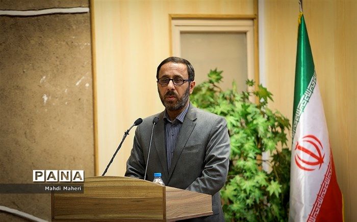 رئیس نهضت سوادآموزی: امسال ۴۰۰هزار نفر در برنامه‌های جذب سوادآموزی قرار گرفته‌اند