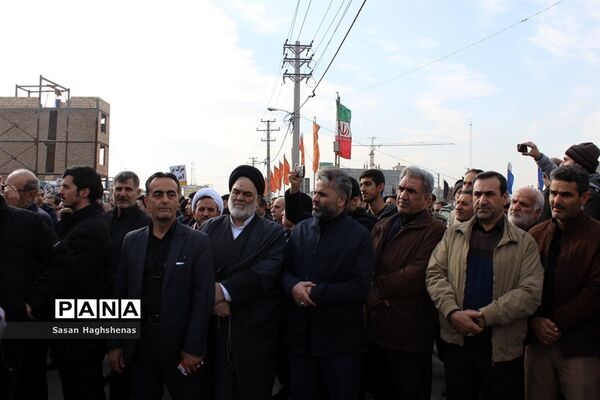 راهپیمایی مردم اسلامشهردرمحکومیت جنایت آمریکا و شهادت سردار سلیمانی