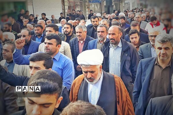 تظاهرات  پرشور مردم گلستان در پی خبر شهادت سردار قاسم سلیمانی