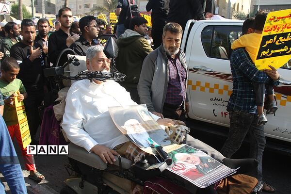 راهپیمایی نمازگزاران بندرعباس به‌مناسبت شهادت سردار سلیمانی
