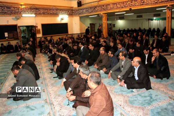 سوگواری فرهنگیان اداره‌کل آموزش و پرورش فارس به مناسبت شهادت سردار شهید حاج قاسم سلیمانی