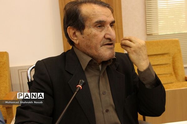 نشست شورای آموزش و پرورش خوزستان در استانداری