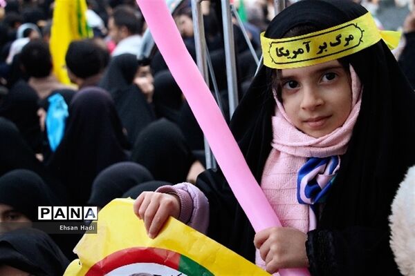 وداع با فرمانده در جوار حرم مطهر رضوی