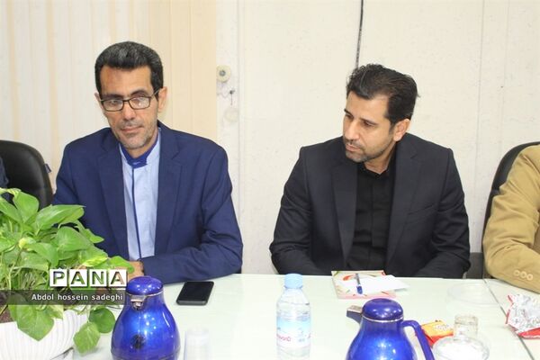 جلسه برنامه ریزی اجلاسیه شهدای دانش‌آموزی  و فرهنگیان استان بوشهر