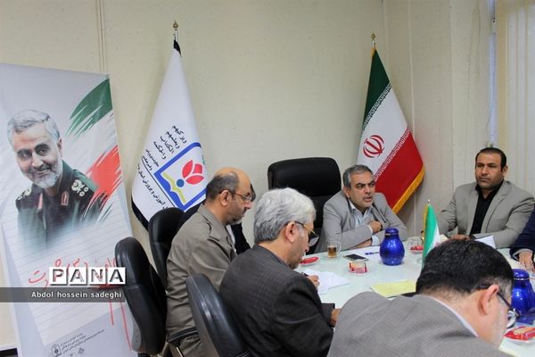 جلسه برنامه ریزی اجلاسیه شهدای دانش‌آموزی  و فرهنگیان استان بوشهر