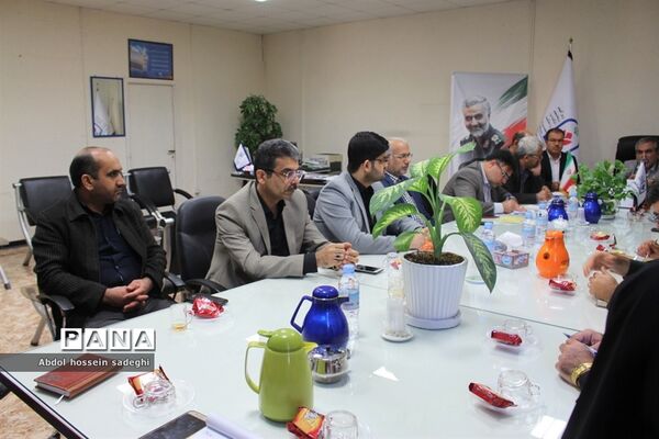 جلسه برنامه ریزی اجلاسیه شهدای دانش‌آموزی  و فرهنگیان استان بوشهر