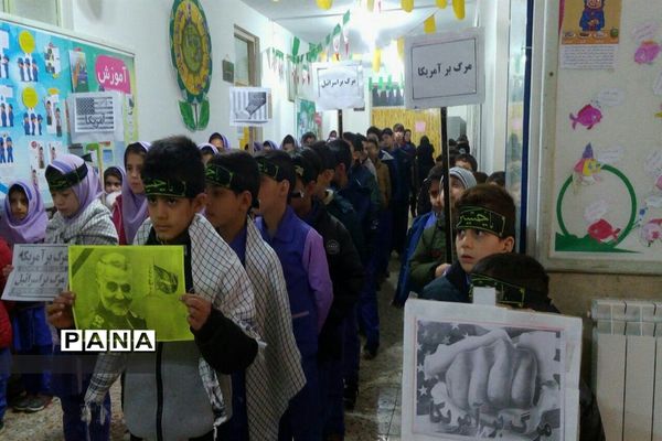 مراسم گرامیداشت سردار شهید قاسم سلیمانی در مدارس اصفهان