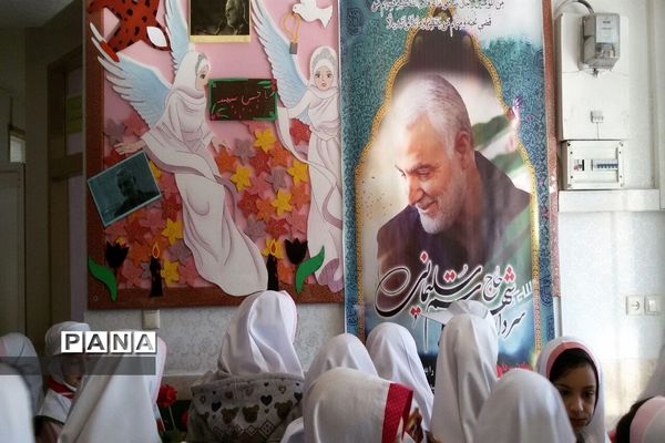 مراسم گرامیداشت سردار شهید قاسم سلیمانی در مدارس اصفهان