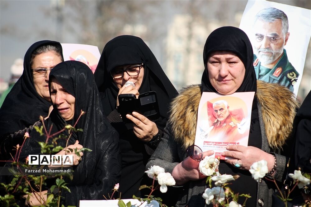 مراسم تشییع پیکر مطهرشهید حاج قاسم سلیمانی و همرزمان شهیدش در تهران