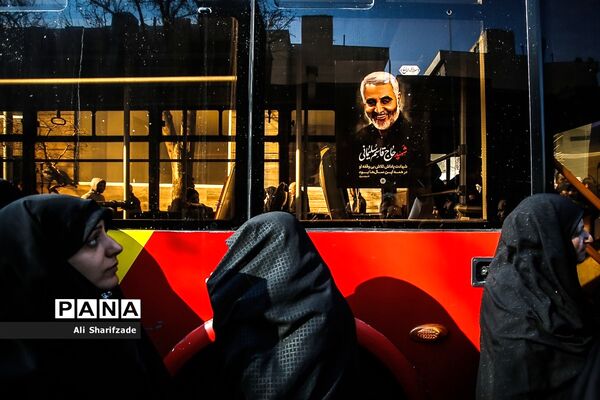 تشییع پیکر شهدای مقاومت در تهران