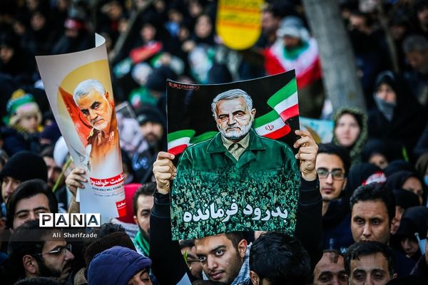 تشییع پیکر شهدای مقاومت در تهران