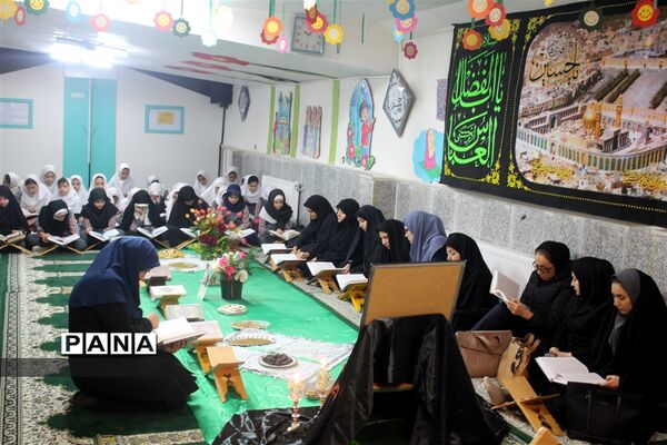 محفل انس با قرآن کریم، در مراسم بزرگداشت سردار رشید اسلام شهید قاسم  سلیمانی