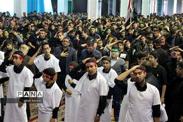 عزاداری فرهنگیان و دانش‌آموزان