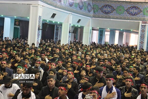 عزاداری فرهنگیان و دانش‌آموزان
