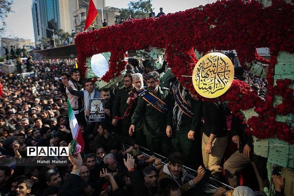 تشییع پیکر شهدای مقاومت در تهران-3