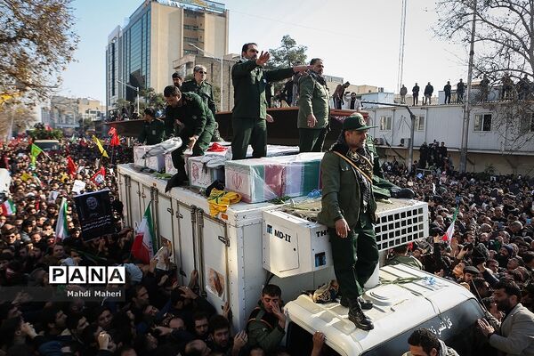 تشییع پیکر شهدای مقاومت در تهران-3