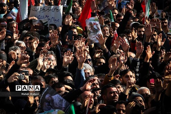 تشییع پیکر شهدای مقاومت در تهران-3