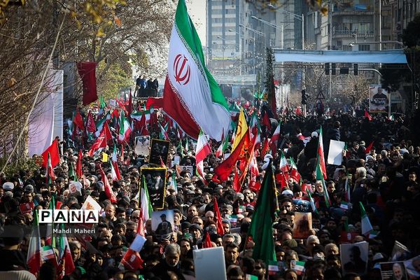 تشییع پیکر شهدای مقاومت در تهران-3