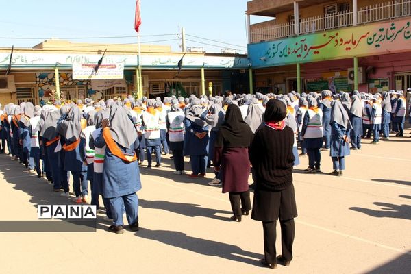 آیین  توزیع شیر رایگان در مدارس خوزستان