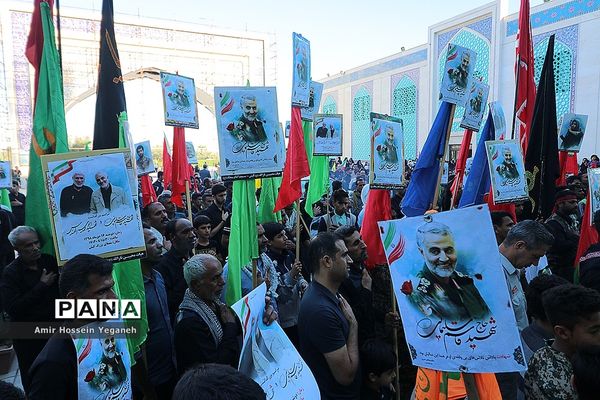 مراسم بزرگداشت شهید حاج قاسم سلیمانی و شهید ابو مهدی المهندس در جزیره کیش