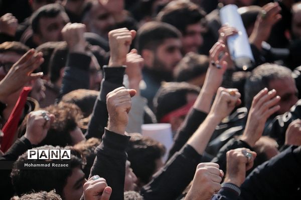 مراسم تشیع پیکر شهید سپهبد قاسم سلیمانی و شهیدان همراهش