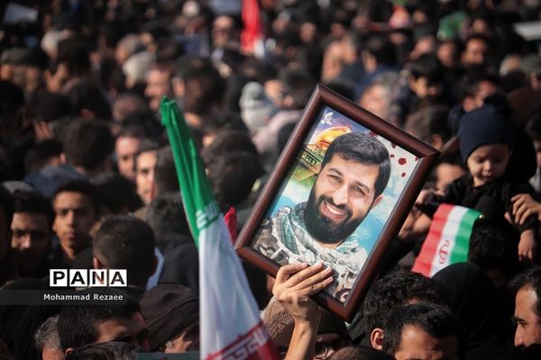 مراسم تشیع پیکر شهید سپهبد قاسم سلیمانی و شهیدان همراهش